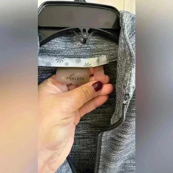 ATHLETA FULL ZIP JACKET - Picture 4 of 4